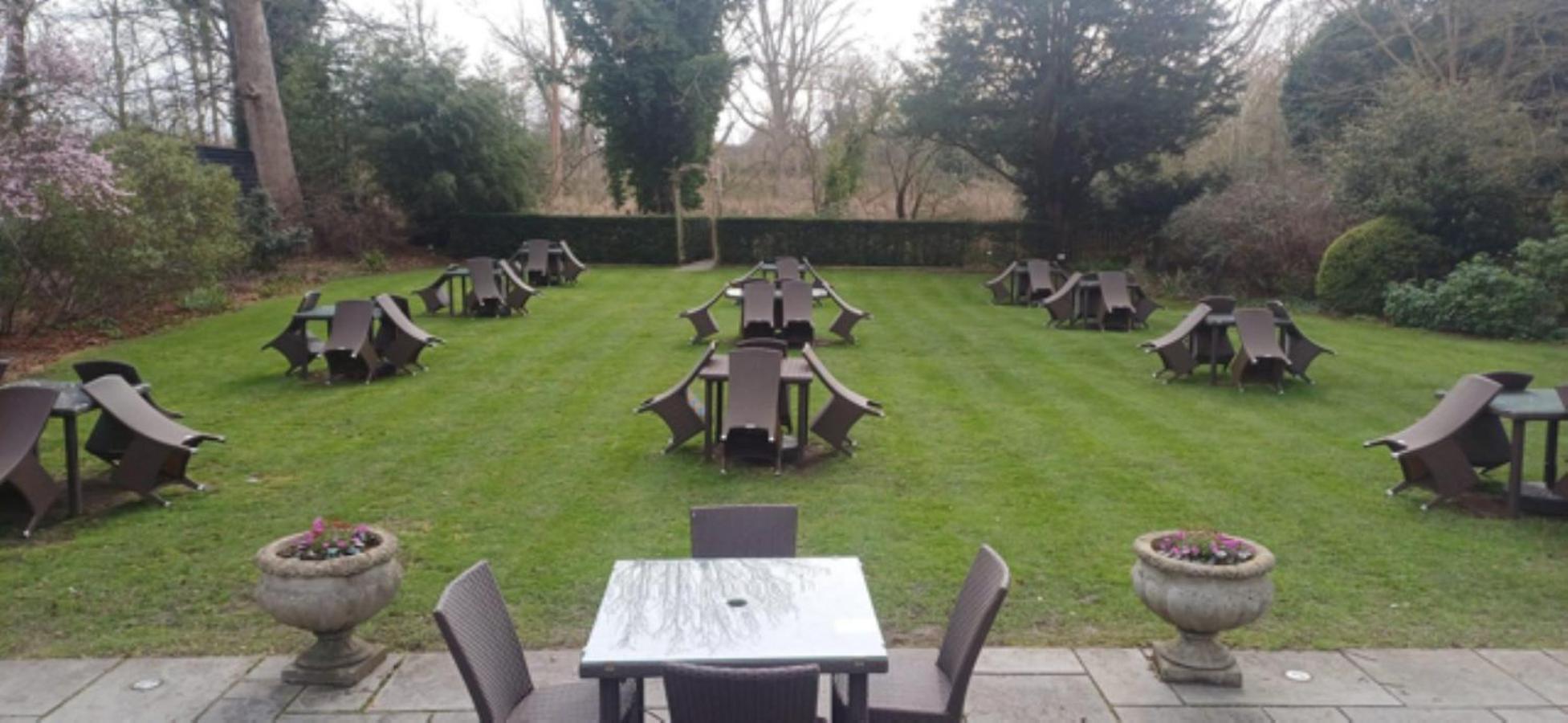 The Riverside House Hotel Mildenhall Exterior foto
